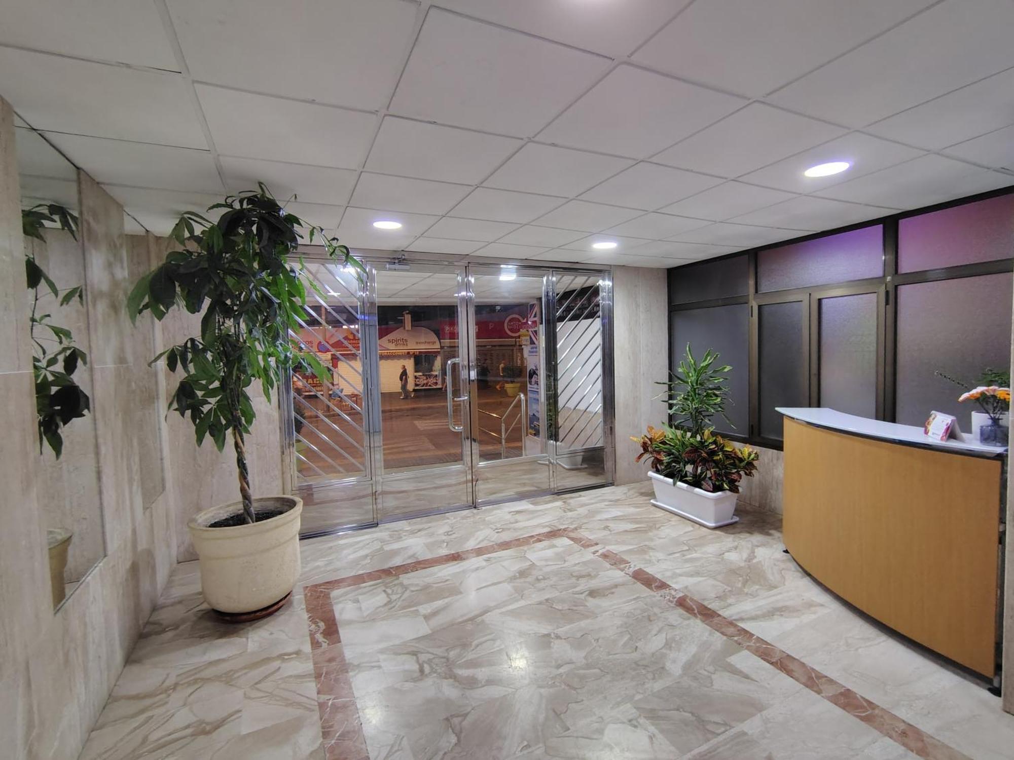 Blue Sky Apartment Бенидорм Екстериор снимка