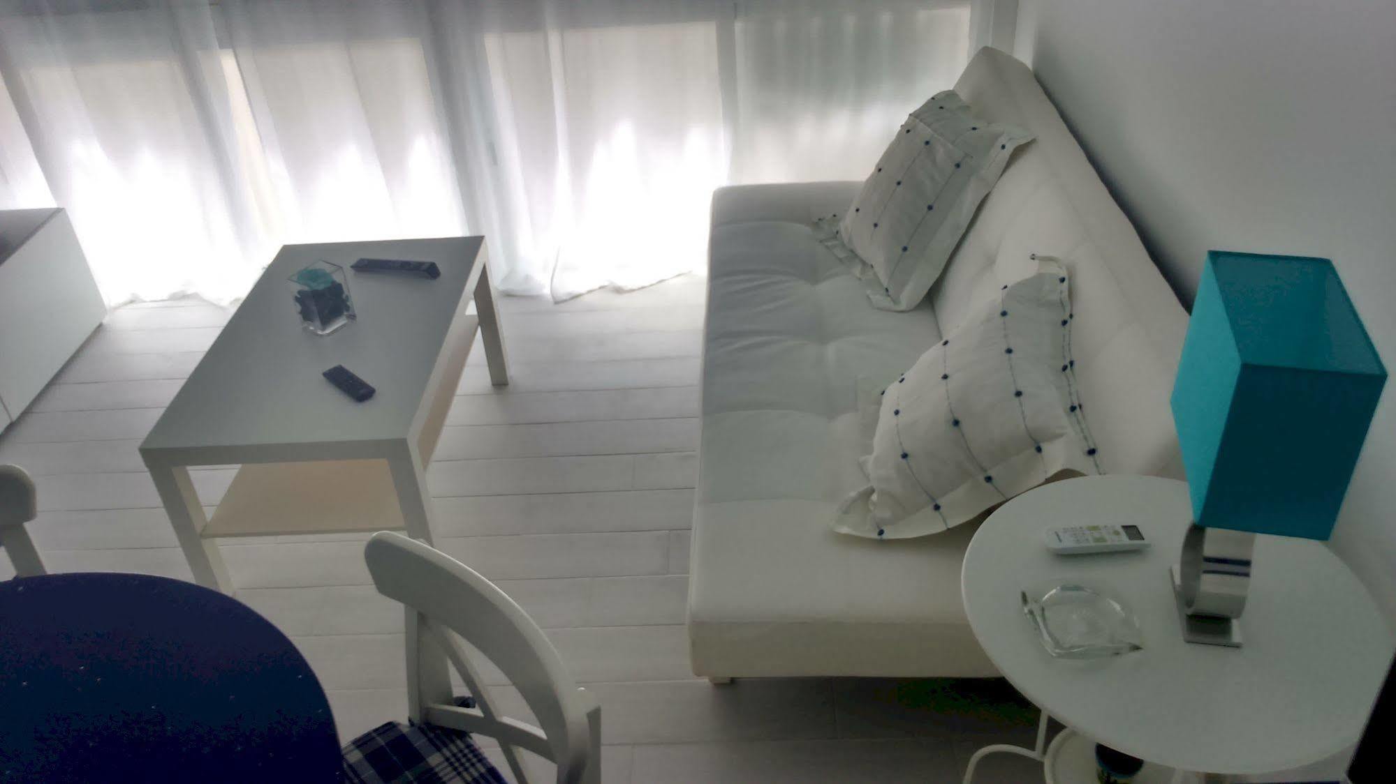 Blue Sky Apartment Бенидорм Екстериор снимка
