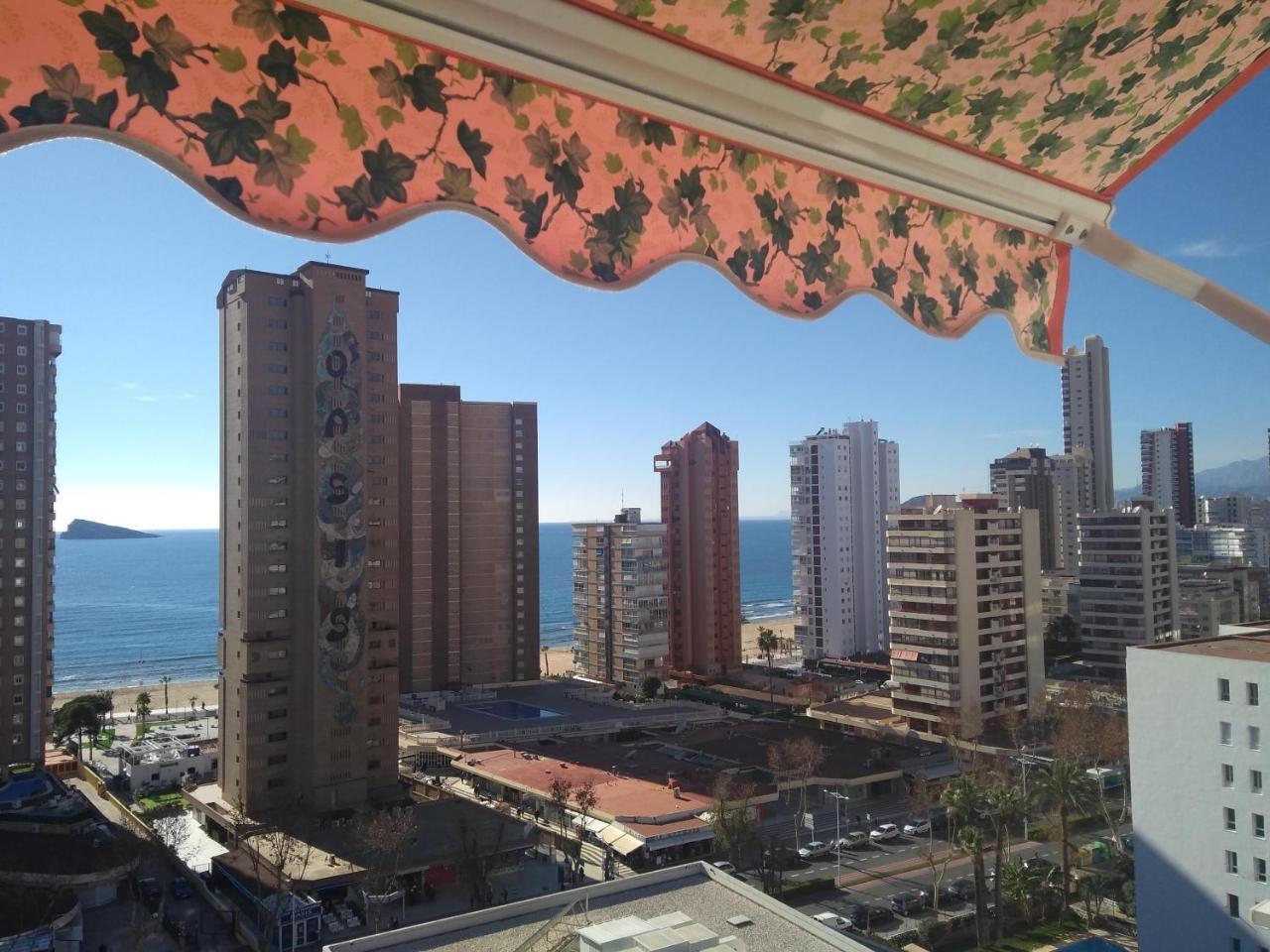 Blue Sky Apartment Бенидорм Екстериор снимка